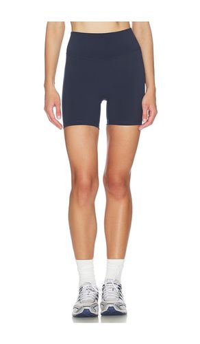 SHORTS in . Größe XS. Also in M - FORM - Modalova