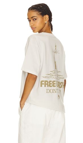 Energy Premium Short Sleeve Tee in White. - size L (also in M) - Free & Easy - Modalova