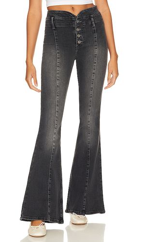 After Dark Mid Rise Jean in Black. - size 30 (also in 31) - Free People - Modalova