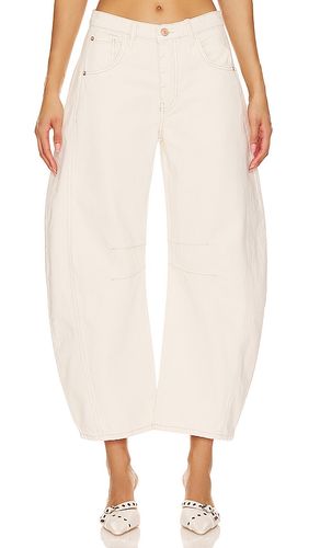 X We The Free Good Luck Mid Rise Barrel Jeans in Cream. - size 25 (also in 24, 28, 29, 30, 31, 32) - Free People - Modalova