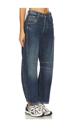 MID-RISE-JEANS MIT BARREL-BEIN GOOD LUCK in . Größe 28. Also in 30 - Free People - Modalova