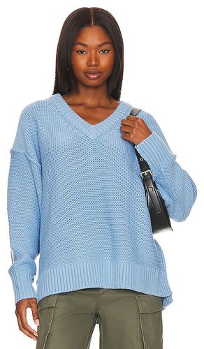 Alli V-neck Sweater in Baby Blue. - size M (also in S) - Free People - Modalova