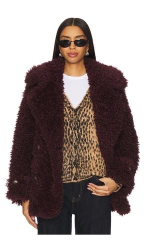 Sophie Faux Fur Peacoat in Purple. - size M (also in S, XS) - Free People - Modalova