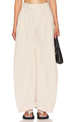 Pantalón con trabillas tegan washed barrel en color neutral talla 0 en - Neutral. Talla 0 (también en 2, 8) - Free People - Modalova