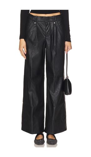 X REVOLVE Afton Faux Leather Trouser in . - size 10 (also in 12, 14, 6, 8) - Free People - Modalova