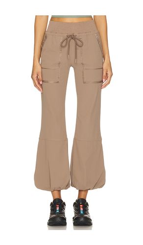 X FP Movement Cool Climber Pant in Brown. - size L (also in M, S, XL, XS) - Free People - Modalova
