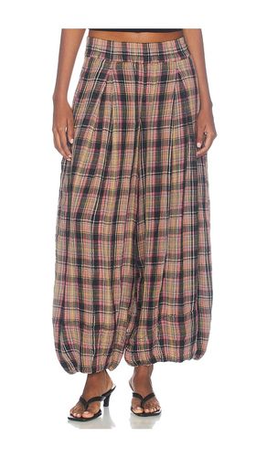 Moonflower Plaid Balloon Pant in . Größe XS. Also in S, M, L - Free People - Modalova
