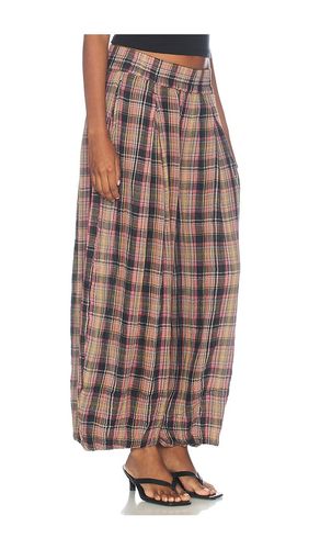 Moonflower Plaid Balloon Pant in . Größe XS. Also in S, M, L - Free People - Modalova
