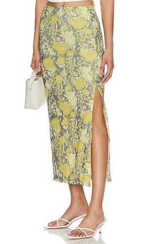 Rosalie Mesh Midi Skirt In in Yellow. - size M (also in L, XL) - Free People - Modalova