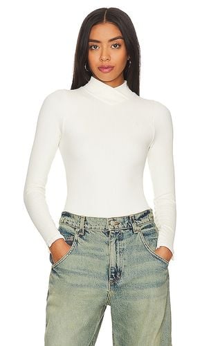 X Intimately FP XYZ Recycled Turtleneck Bodysuit In in . - size L/XL (also in M/L) - Free People - Modalova