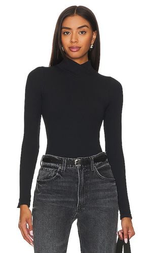 X Intimately FP XYZ Recycled Turtleneck Bodysuit In in . - size L/XL (also in M/L) - Free People - Modalova