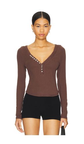X Intimately FP Coffee Chat Long Sleeve in Chocolate. - size L (also in XL) - Free People - Modalova