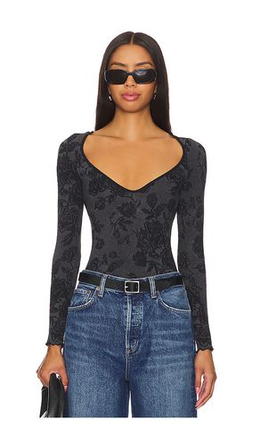 X Intimately FP Send Love Long Sleeve Bodysuit In in . - size L/XL (also in M/L, XS/S) - Free People - Modalova