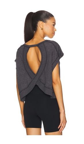 X FP Movement My Time Tee in Charcoal. - size L (also in M, S, XS) - Free People - Modalova
