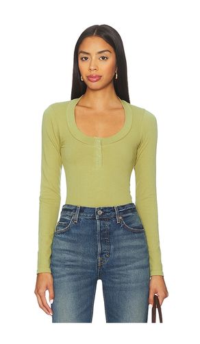 Wide Awake Layering Top in Green. - size L/XL (also in M/L, XS/S) - Free People - Modalova