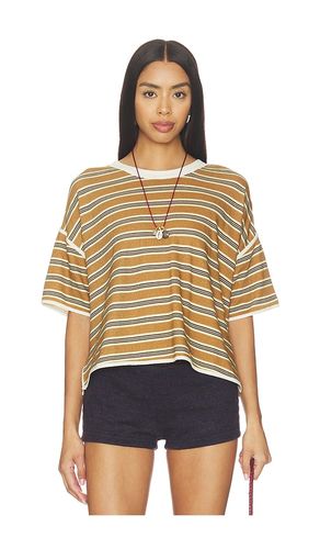 Clean Rugby Tee in Mustard. - size L (also in M, S, XS) - Free People - Modalova