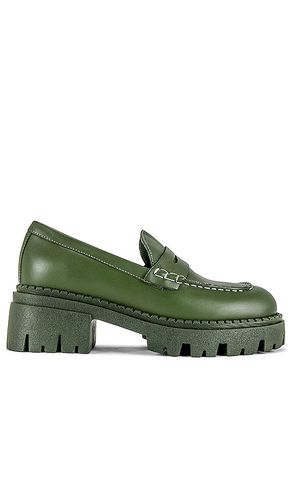 Lyra lug sole loafer in color green size 39 in - Green. Size 39 (also in 40) - Free People - Modalova