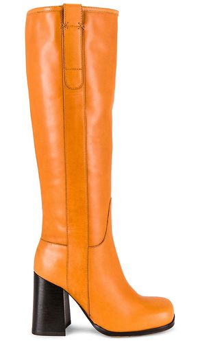 Naomi Tall Heel Boot in Tan. - size 36.5 (also in 37) - Free People - Modalova