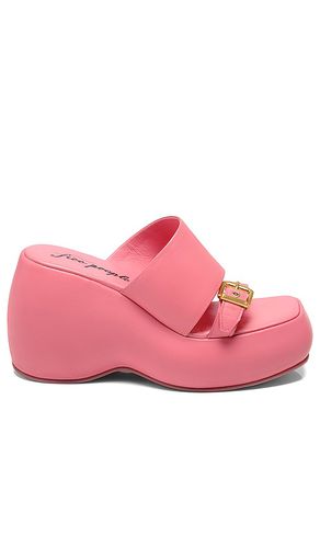 Cuña mínima mila en color rosado talla 6.5 en - Pink. Talla 6.5 (también en 7, 7.5, 8) - Free People - Modalova