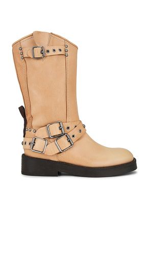 Wtf Janey Engineer Boot in Beige. - size 10 (also in 11, 6, 6.5, 7, 8, 8.5, 9, 9.5) - Free People - Modalova