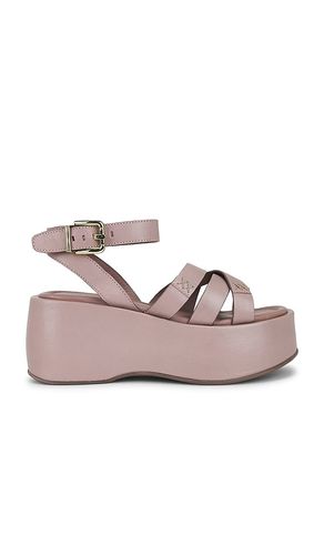 Hazel Flatform Sandal in Mauve. - size 10 (also in 11, 7.5, 8, 8.5, 9, 9.5) - Free People - Modalova