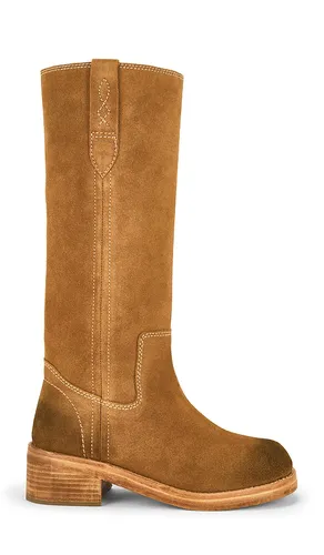 Blaze Pull On Boot in . Size 6. Also in 6.5, 8, 8.5, 9, 9.5, 10 - Free People - Modalova