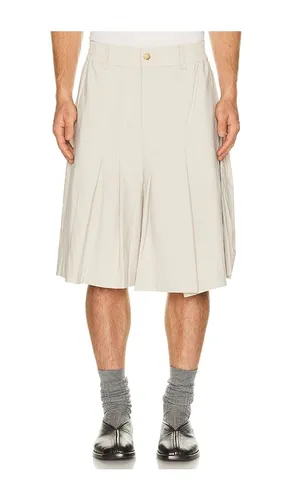 Irregular Pleats Shorts in Tan. - size M (also in S, XL/1X) - Feng Chen Wang - Modalova