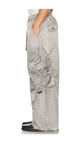 Pantalones en color gris talla L (también en M) - Feng Chen Wang - Modalova