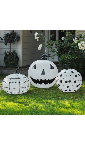 Pack Of 3 Light Up Inflatable Pumpkin in - FUNBOY - Modalova