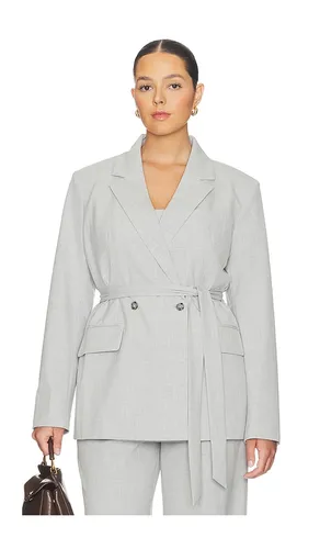 Essential Suiting Belted Blazer in . Size 3X. Also in 4X, 5X, M - Good American - Modalova