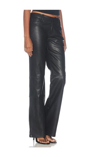Better Than Leather Low Rise Bootcut Pant in . Taglia 0. Also in 00, 2, 4, 6, 8 - Good American - Modalova