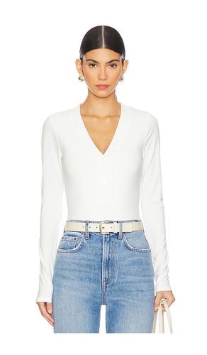 Ribbed Henley in Ivory. - size 2X (also in 3X, 4X, 5X, L, M, XL, XS) - Good American - Modalova