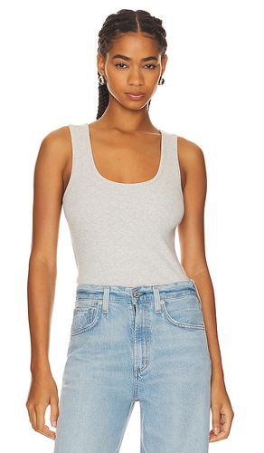 Heritage Scoop Tank Top in Light Grey. - size 7 (also in 8) - Good American - Modalova