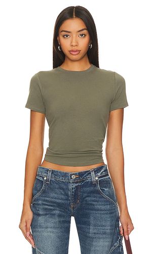 Cropped Baby Tee in Green. - size 3X (also in 2X, 4X, 5X, M, S, XS) - Good American - Modalova