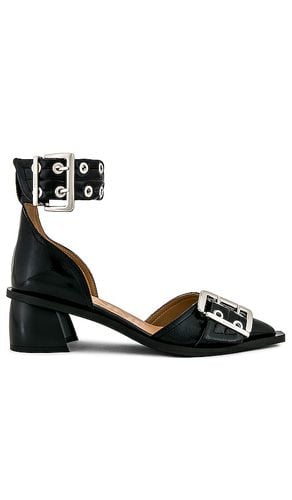 Chunky Buckle Pump in . - size 36 (also in 37, 38, 39, 40, 41) - Ganni - Modalova