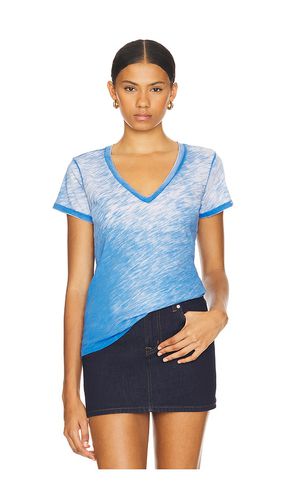 Short Sleeve Boy Deep V-Neck Tee in Blue. - size L (also in M, S, XL, XS) - Goldie - Modalova