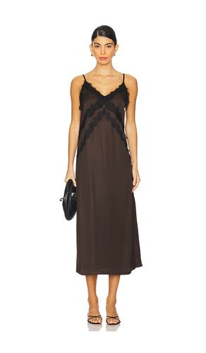 Sachi Slip Dress in Chocolate. - size 32 (also in 34, 36, 38, 40) - Gestuz - Modalova