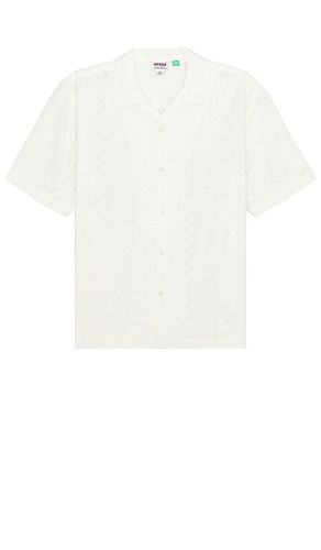 Eyelet Short Sleeve Camp Shirt in Cream. - size L (also in XL/1X) - Guess Originals - Modalova