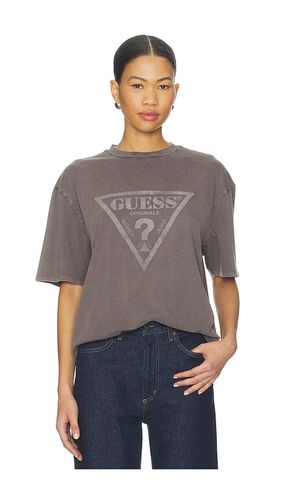 Vintage Triangle Tee in . Taglia M. Also in S - Guess Originals - Modalova