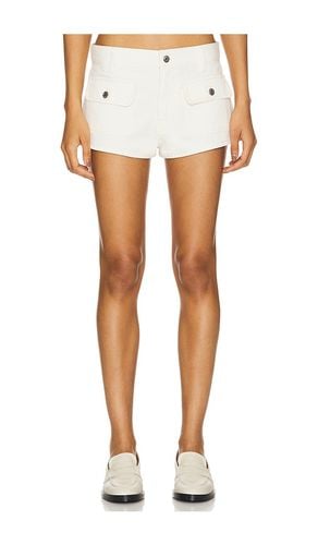 Florence Hot Short in Beige. - size 23 (also in 24, 25, 26, 27, 28, 29, 30, 31, 32) - GRLFRND - Modalova