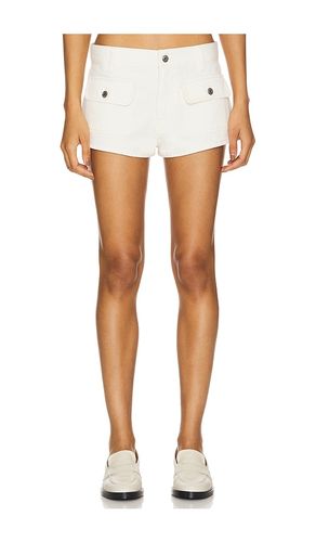 Florence Hot Short in Beige. - size 23 (also in 24, 25, 26, 27, 28, 30, 31, 32) - GRLFRND - Modalova