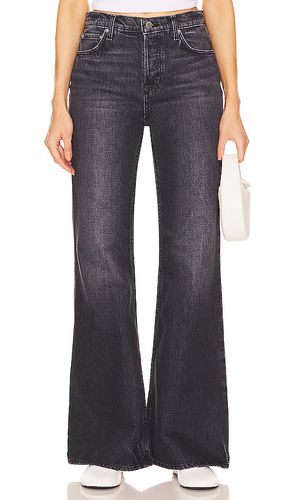 JEANS JADE LOW RISE RELAXED FLARE in . Size 26, 27, 28, 29, 30, 31, 32 - GRLFRND - Modalova