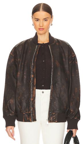 Cazadora distressed leather oversized en color marrón talla L en - Brown. Talla L (también en M, S, XL, XS) - GRLFRND - Modalova