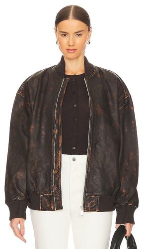 Cazadora distressed leather oversized en color marrón talla L en - Brown. Talla L (también en M, S, XS) - GRLFRND - Modalova