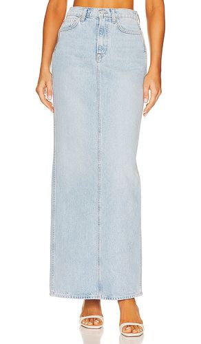 Amara Pencil Skirt With Back Slit in Denim-Light. - size 23 (also in 24) - GRLFRND - Modalova