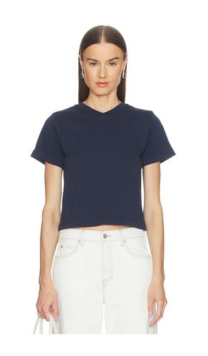 SHIRT V-NECK BOY TEE in . Größe S. Also in XXS, XS, M, L, XL - GRLFRND - Modalova