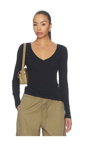X Sophia Kelly Sheer V-neck Tee in . Size L. Also in M, S, XL, XS - GRLFRND - Modalova