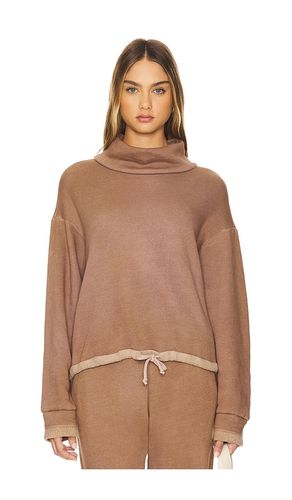 Teddy Fleece Funnel Pullover in Brown. - size M (also in S, XS) - MONROW - Modalova