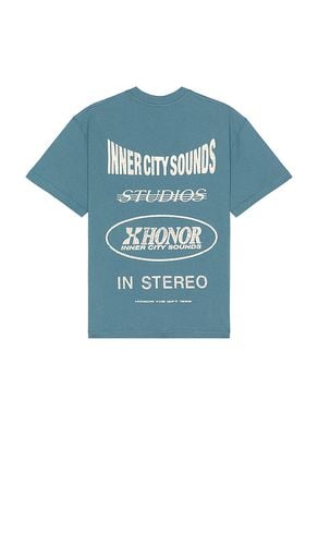 Studio Tee in . Size M, S, XL/1X - Honor The Gift - Modalova