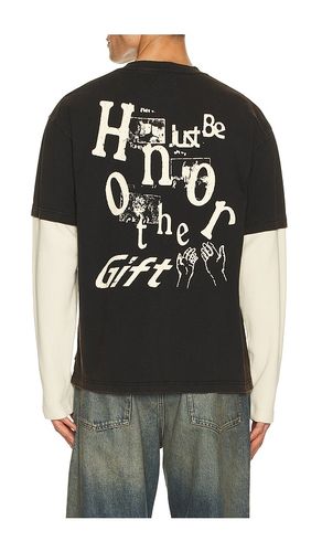 Just Be Longsleeve Tee in . Size S. Also in XL/1X, XXL/2X - Honor The Gift - Modalova